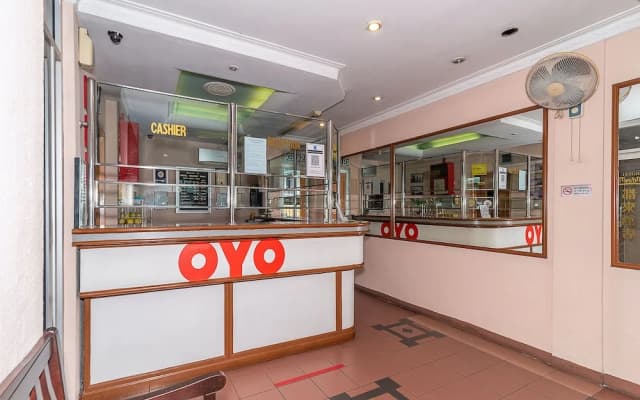 Hotel Holiday Park by OYO Rooms - photo 2