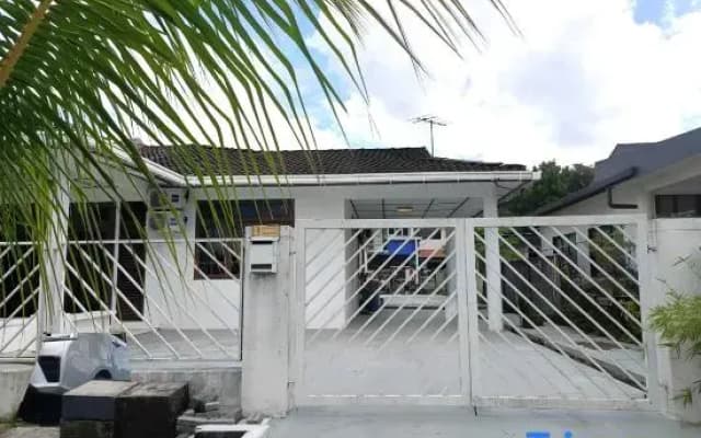 Natol Homestay - Venice 2 Samajaya Tabuan Tranquility Township - photo 3