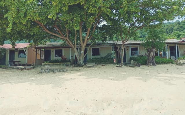 Coral Reef Holidays - photo 4