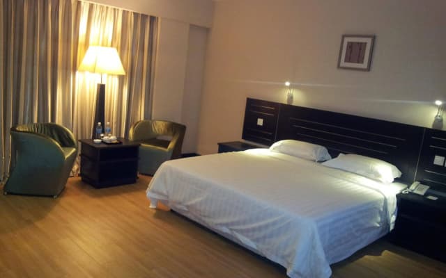 Labuk Hotel - photo 3