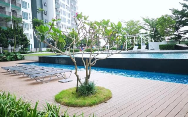 YOLO Budget CONDO Premium Facilities - photo 5