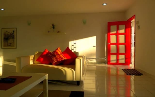 Red Door Apartments - photo 5