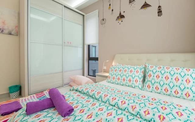 Univ 360 Place by SYNC - photo 4