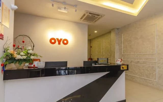 OYO 89423 Zenz Hotel - photo 2