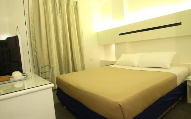 Fair Park Hotel - photo 2