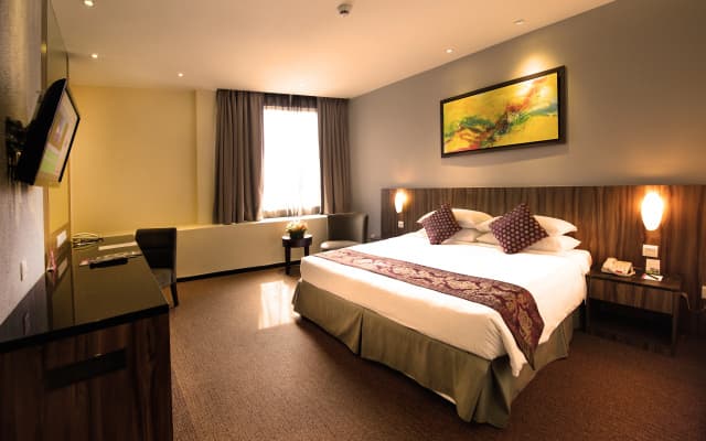 Hotel Royal Kuala Lumpur - photo 2