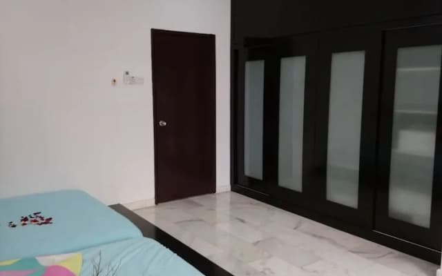 C U Homestay Bukit Indah - photo 3
