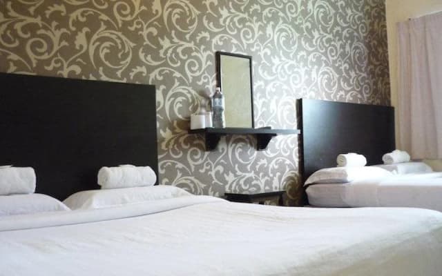 Sea Lion Hotel @ Pulau Ketam - photo 4