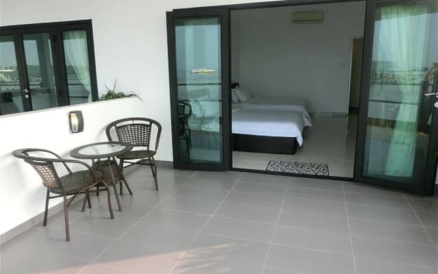 Kukup Xiang Holiday Home - photo 5