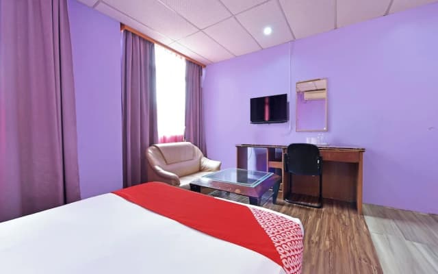OYO 90853 New Soho Hotel - photo 3
