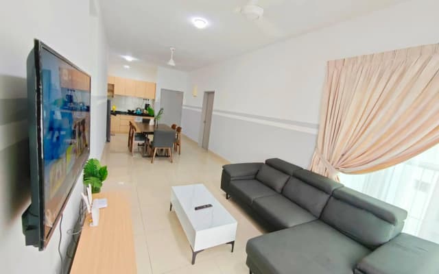 Exclusive 3 Bedroom @Sungai Besi, Kuala Lumpur - photo 2