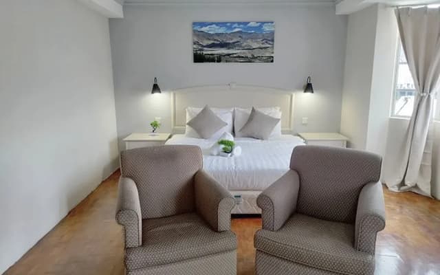 Star Regency by Plush - photo 4