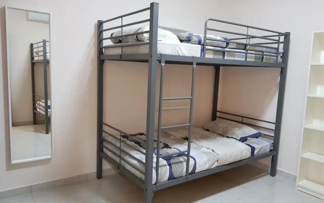 24A Home Stay Near Bukit Bintang - photo 3