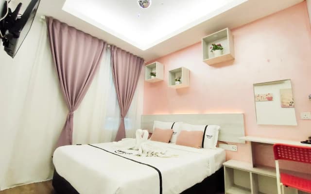 Smile Hotel Danau Kota - photo 4