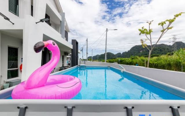 Pool Villa 3 | Karaoke BBQ | Near Lost World by i Homes - photo 2