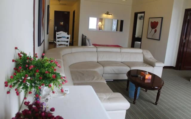 Best Apartment at Times Square - photo 2