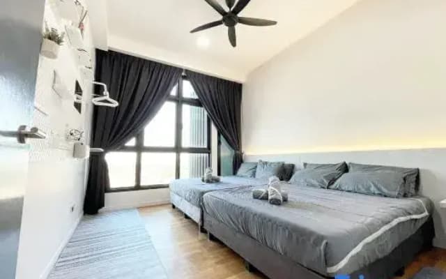 Paradigm Residences 1 BR, above Paradigm Mall ,up to 5 Person - photo 2