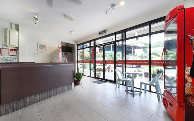 OYO 44034 Furama Lodging House - photo 2