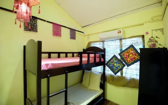 Decoupage Homestay - photo 2