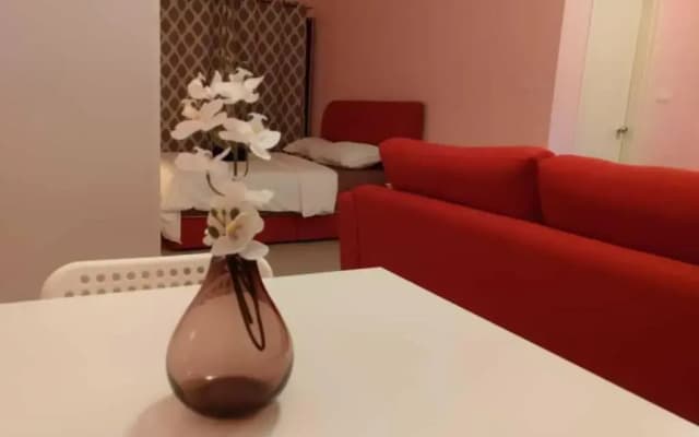 Amazing Lake view studio unit, Hyve,Cyberjaya, Free WiFi, Free Parking, Netflix, Pool - photo 3