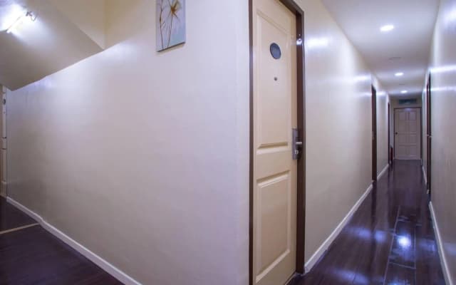 OYO 90281 Hotel Taj (Seksyen 13) - photo 4