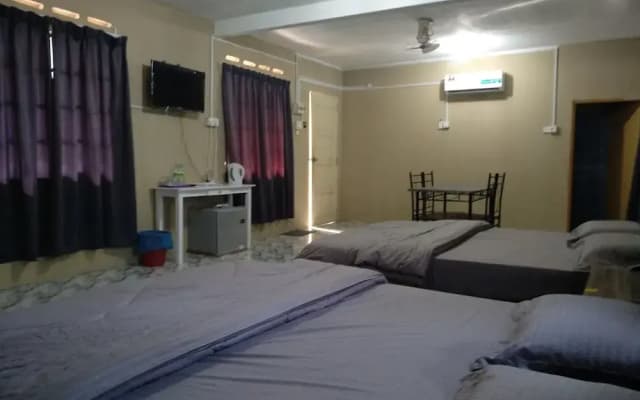 Sawang Guesthouse - photo 2