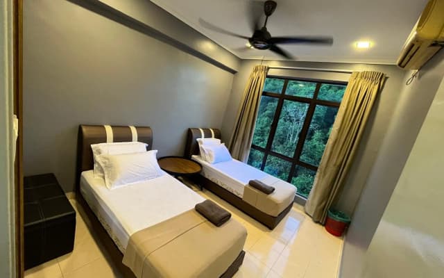 Marina Cove Resort - photo 2