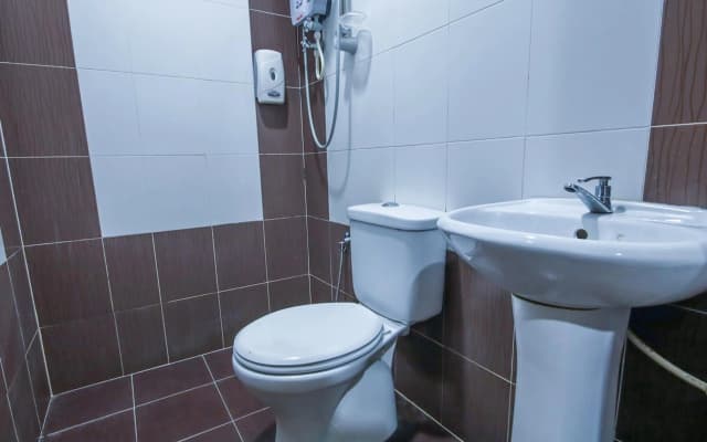 Capital O 812 Hotel SMC Seksyen 13 - photo 3
