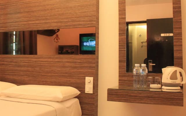 Time Hotel Kuchai Lama - photo 2