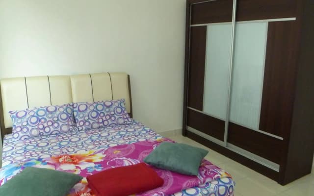 Indah Alam Vacation Home - photo 5