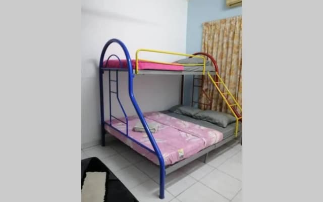 Orked Aeridina Homestay Puchong - photo 4