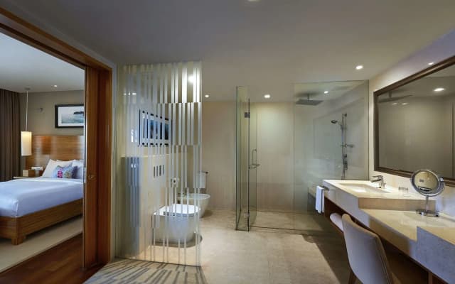 The Taaras Beach & Spa Resort - photo 4