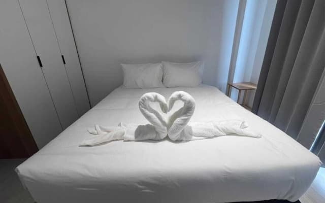 Roxy Hotel & Apartment Lawas - photo 2