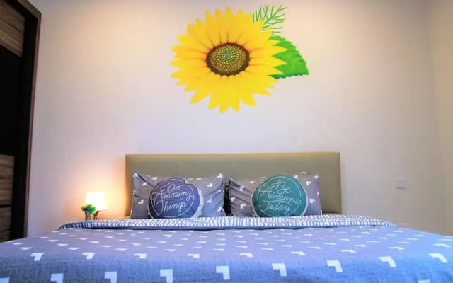 JB Town Executive Suite - photo 4
