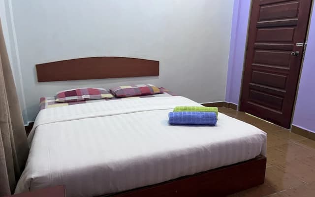 OYO 90967 Homestay Chalet Warisan Siti - photo 3