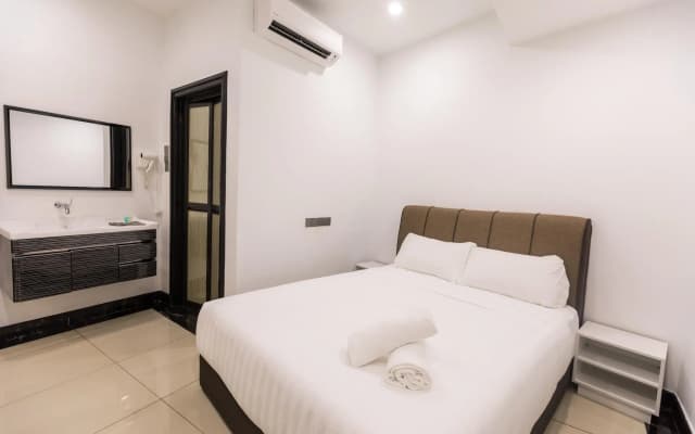 Blue Planet Boutique and Residences - photo 4