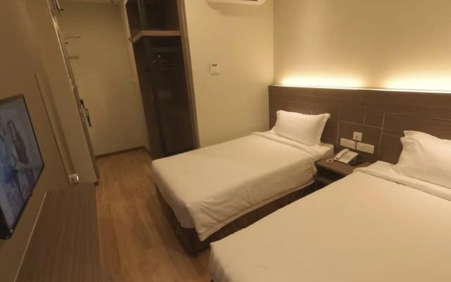U Design Hotel Kuala Lipis - photo 3