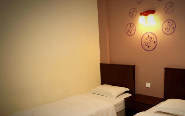 Hotel Ideal Senawang - photo 4