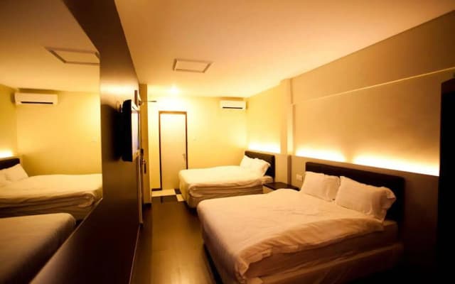 360 Inn - photo 3