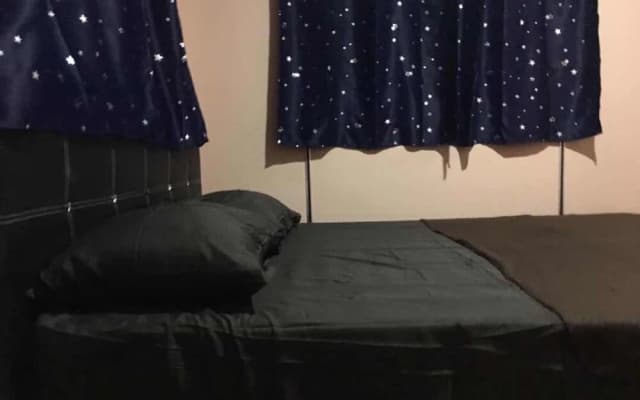 11 Pensione - Hostel - photo 3