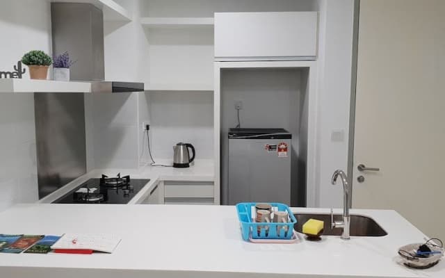 Chubbcaytion at Sutera Avenue - photo 4