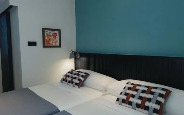 Legacy Hill Hotel - photo 5