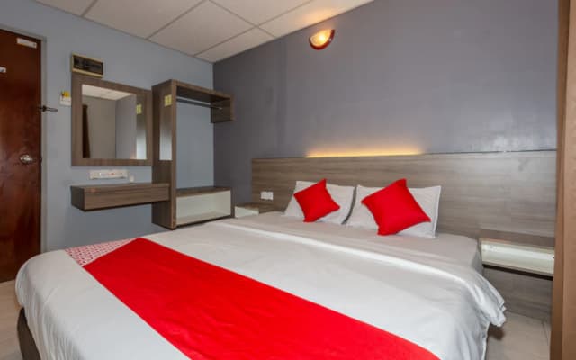 OYO 91258 Qish Hotel Banda Kaba - photo 5