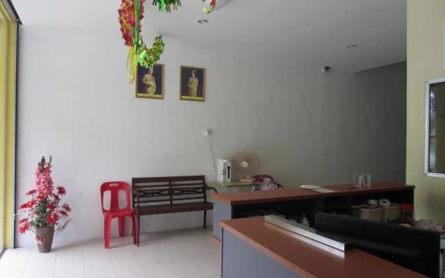 Oyo 90765 Hotel Bajet Pulai - photo 2