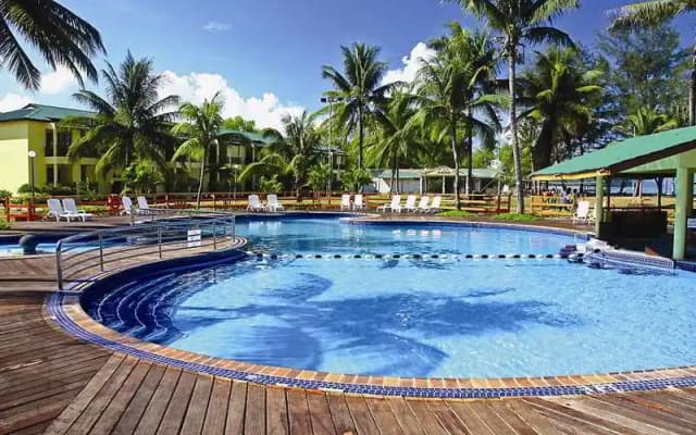 Tuaran Beach Resort - photo 3