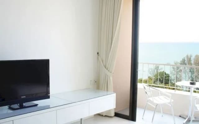 Home Suites - Batu Feringghi - photo 4