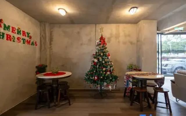 Kenny Hill Boutique Hotel near Borneo Medical Centre Kuching - photo 3