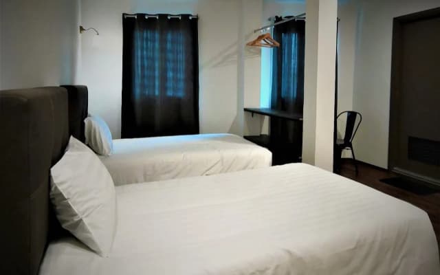 Hotel Longhouse - photo 4