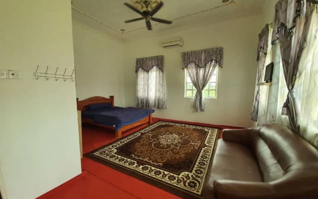 Hotel Z Dirgahayu 313 by Oyo Rooms - photo 5