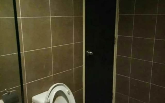 7pax Gold Coast Morib Resort - Banting Sepang KLIA Tanjung Sepat ebaa - photo 4